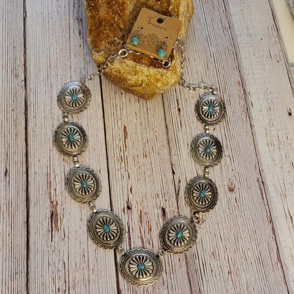 Silver Concho Necklace - Picture 2 of 4